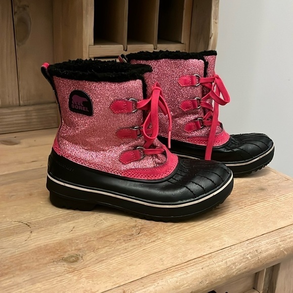 Sorel Tivoli Snowboots Pink Glitter Size 4 Faux Fur Lace Up - Picture 1 of 9